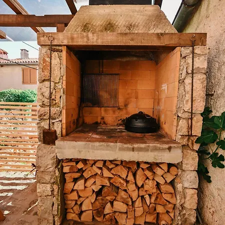 The House Σπίτι διακοπών