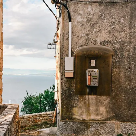 The House Σπίτι διακοπών Beli