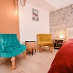 בית נופש The House