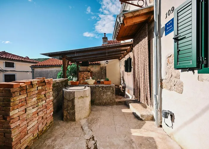 Дом отдыха The House *